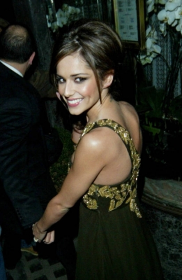 Cheryl_Cole_leaving_Mr_Chows_-_30_10_08_13.jpg