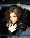 Cheryl_Cole_leaving_the_Fashion_Relief_show_17_09_08_4.jpg
