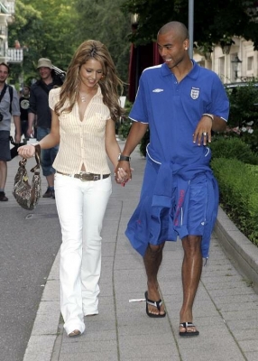 Cheryl__Ashley_Going_Out_To_Dinner_In_Germany_210606_14.jpg