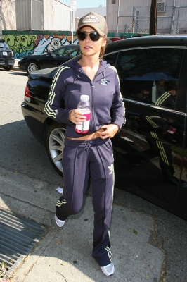 Cheryl_Walking_Down_Sunset_Blvd_-_February_17th_2008_33.jpg