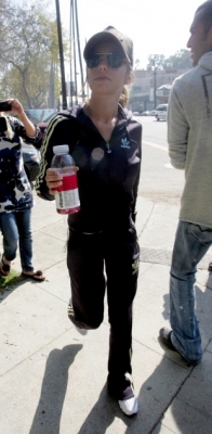 Cheryl_Walking_Down_Sunset_Blvd_-_February_17th_2008_4.jpg