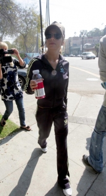 Cheryl_Walking_Down_Sunset_Blvd_-_February_17th_2008_5.jpg
