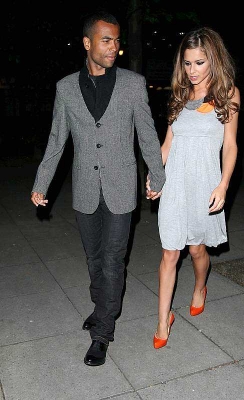 Cheryl_Ashley_and_Nicola_leaving_Wings_Restaurant_Manchester_300608_15.jpg
