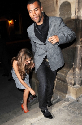 Cheryl_Ashley_and_Nicola_leaving_Wings_Restaurant_Manchester_300608_44.jpg
