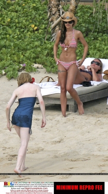 Cheryl2C_Kimberley_and_Nicola_in_Thailand_02_08_2811129.jpg