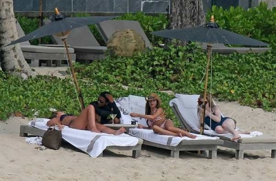 Cheryl_Kimberley_and_Nicola_in_Thailand_Feb_08_34.jpg