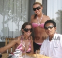 Cheryl2C_Kimberley_and_Nicola_in_Thailand_02_08_289729.jpg
