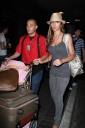Имя файла=Cheryl2C_Nicola_and_Kimberley_arrive_at_LAX_Airport_15_02_08_2810729.jpg
Размер файла=913КБ
Размеры=2592x3888
Дата=Апр 08, 2012 Cheryl2C_Nicola_and_Kimberley_arrive_at_LAX_Airport_15_02_08_2810729.jpg
