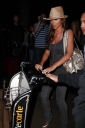 Имя файла=Cheryl2C_Nicola_and_Kimberley_arrive_at_LAX_Airport_15_02_08_2811629.jpg
Размер файла=674КБ
Размеры=2592x3888
Дата=Апр 08, 2012 Cheryl2C_Nicola_and_Kimberley_arrive_at_LAX_Airport_15_02_08_2811629.jpg