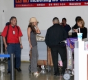 Имя файла=Cheryl2C_Nicola_and_Kimberley_arrive_at_LAX_Airport_15_02_08_2814729.jpg
Размер файла=362КБ
Размеры=2153x1954
Дата=Апр 08, 2012 Cheryl2C_Nicola_and_Kimberley_arrive_at_LAX_Airport_15_02_08_2814729.jpg