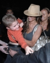 Имя файла=Cheryl_Nicola_and_Kimberley_arrive_at_LAX_Airport_15022008_65.jpg
Размер файла=244КБ
Размеры=1500x1874
Дата=Март 09, 2012 Cheryl_Nicola_and_Kimberley_arrive_at_LAX_Airport_15022008_65.jpg