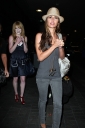 Имя файла=Cheryl_Nicola_and_Kimberley_arrive_at_LAX_Airport_15022008_86.jpg
Размер файла=749КБ
Размеры=2592x3888
Дата=Март 09, 2012 Cheryl_Nicola_and_Kimberley_arrive_at_LAX_Airport_15022008_86.jpg