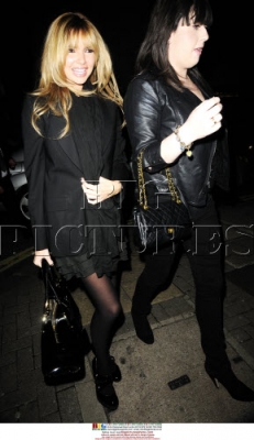 Girls_Aloud_arriving_at_Nobu_121108_14.jpg