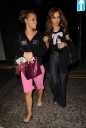 Girls_Aloud_arriving_to_their_hotel_Birmingham_040608_19.jpg