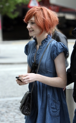Girls_Aloud_leaving_a_Birmingham_hotel_05_06_08_281629.jpg