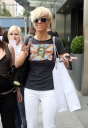 Girls_Aloud_leaving_a_Birmingham_hotel_05_06_08_283429.jpg