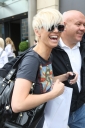 Girls_Aloud_leaving_a_Birmingham_hotel_05_06_08_283929.jpg