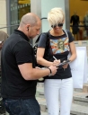 Girls_Aloud_leaving_a_Birmingham_hotel_05_06_08_286429.jpg