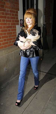 Girls_Aloud_arriving_leaving_The_Hospital_Club_19_03_08_284129.jpg