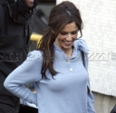 Girls_Aloud_Leaving_GMTV_Studio_-_271008_35.jpg