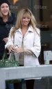 Girls_Aloud_Leaving_GMTV_Studio_-_271008_71.jpg