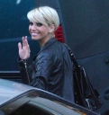 Имя файла=Girls_Aloud_Leaving_GMTV_Studio_27_10_08_2811229.jpg
Размер файла=34КБ
Размеры=500x526
Дата=Апр 08, 2012 Girls_Aloud_Leaving_GMTV_Studio_27_10_08_2811229.jpg