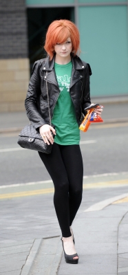 Girls_Aloud_leaving_Hilton_Hotel2C_Manchester_02_06_08_284629.jpg