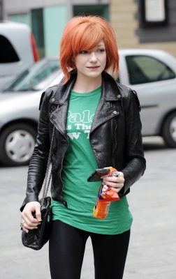 Girls_Aloud_leaving_Hilton_Hotel2C_Manchester_02_06_08_284729.jpg
