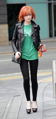 Girls_Aloud_leaving_Hilton_Hotel2C_Manchester_02_06_08_285129.jpg
