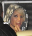 Girls_Aloud_Leaving_the_Studios_after_recording_the_Xmas_special_02_12_08_281929.jpg
