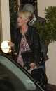 Girls_Aloud_leaving_the_X_Factor_studios2C_London_13_12_08_286229.jpg