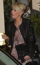 Girls_Aloud_leaving_the_X_Factor_studios2C_London_13_12_08_286629.jpg