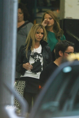 Girls_Aloud_Leaving_This_Morning27s_Studio2C_05_11_08_28629.jpg