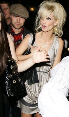Girls_Aloud_party_at_Whisky_Mist2C_London2C_UK_18_10_08_288929.jpg