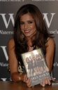 Имя файла=Girls_Aloud_signing_Dreams_That_Glitter_Waterstones_London_091008_66.jpg
Размер файла=30КБ
Размеры=405x618
Дата=Март 06, 2012 Girls_Aloud_signing_Dreams_That_Glitter_Waterstones_London_091008_66.jpg