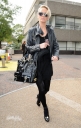Girls_Aloud_visit_the_LWT_studios_in_London_24_10_08_281329.jpg