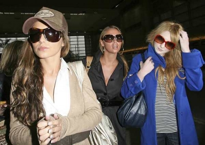 Kimberley_Cheryl__Nicola_arriving_at_LAX_to_return_to_UK_190208_53.jpg