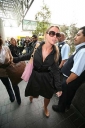 Kimberley2C_Cheryl___Nicola_seen_arriving_at_LAX_back_to_UK_19_02_08_2810929.jpg