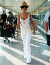 Cheryl_arriving_in_London_from_LA_-_5_10_07_1.jpg