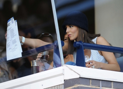 Cheryl_at_Chelsea_vs__Blackburn_rovers_match_-_15_09_07_1.jpg