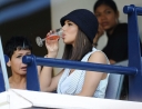 Имя файла=Cheryl_at_Chelsea_vs__Blackburn_rovers_match_-_15_09_07_8.jpg
Размер файла=160КБ
Размеры=1844x1416
Дата=Март 09, 2012 Cheryl_at_Chelsea_vs__Blackburn_rovers_match_-_15_09_07_8.jpg
