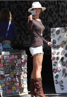 Cheryl_in_LA_21007_34.jpg