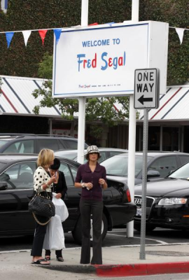 Cheryl_in_LA_21007_58.png