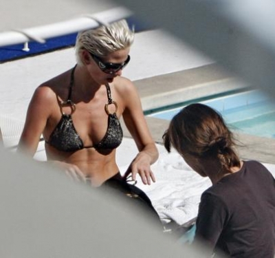 Sarah2C_Cheryl2C_Kim_in_Los_Angeles_2007_28229.jpg