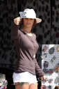 Имя файла=Cheryl_out_and_about_in_LA_01_10_07_287729.jpg
Размер файла=622КБ
Размеры=2592x3888
Дата=Июль 08, 2012 Cheryl_out_and_about_in_LA_01_10_07_287729.jpg