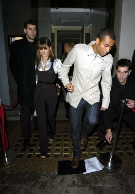 Cheryl___Ashley_Leave_Nobu_20_10_07_282929.jpg