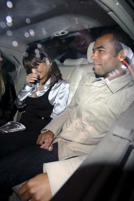 Cheryl___Ashley_Leave_Nobu_20_10_07_283429.jpg