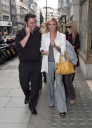Girls_Aloud_-_Before_the_Sketch_gig_17102007_5.jpg