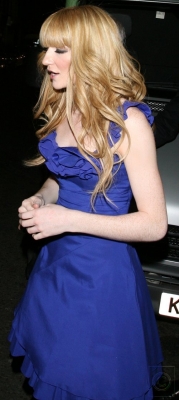 Girls_Aloud_outside_Sketch_Nightclub_in_London_17_10_07_2812329.jpg