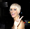 Имя файла=Girls_Aloud_outside_Sketch_Nightclub_in_London_17_10_07_287229.jpg
Размер файла=256КБ
Размеры=928x903
Дата=Июль 07, 2012 Girls_Aloud_outside_Sketch_Nightclub_in_London_17_10_07_287229.jpg